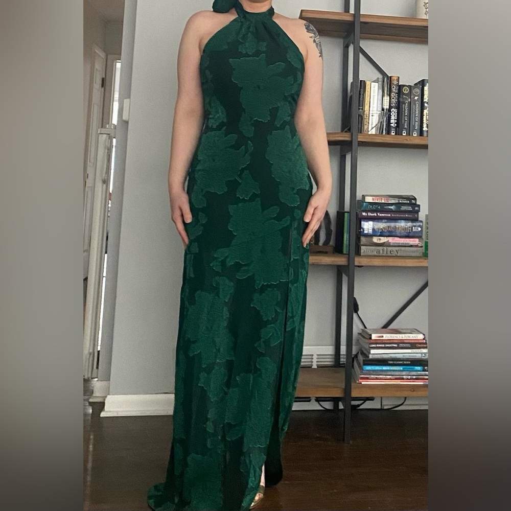 NWT Elegant Emerald tie back Halter Maxi Dress with side Slit - Picture 3 of 4